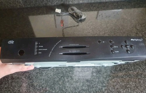 Sky pace satelite receiver - pace,