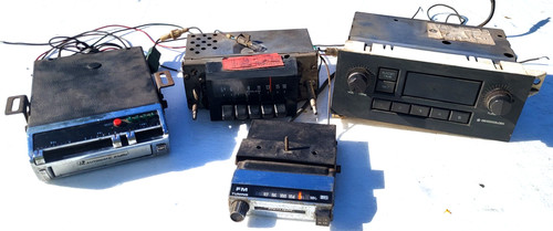 Lot vintage car radios - vintage,