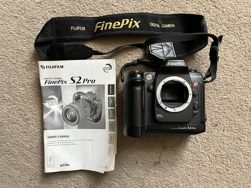 Fuji finepix pro body - s2,