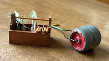 MINIATURE DOLLHOUSE GARDEN TOOLS ITEMS - SOME VINTAGE - LAWN ROLLER - CADDY