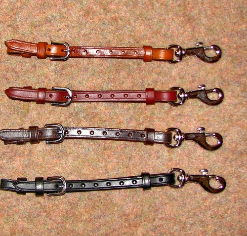 Breastplate straps check - straps,