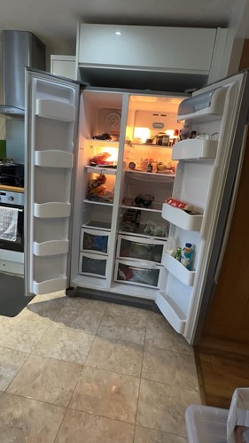 American fridge freezer - fridge,