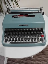 Olivetti Lettera 32 Portable
