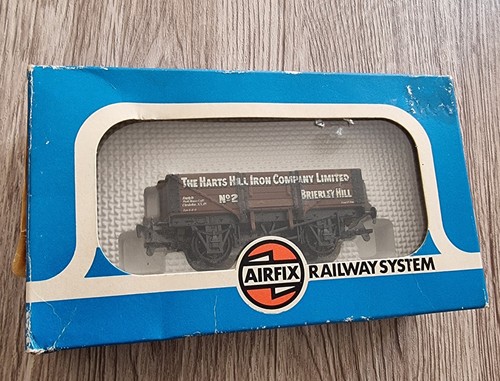 Airfix gauge plank wagon - oo,