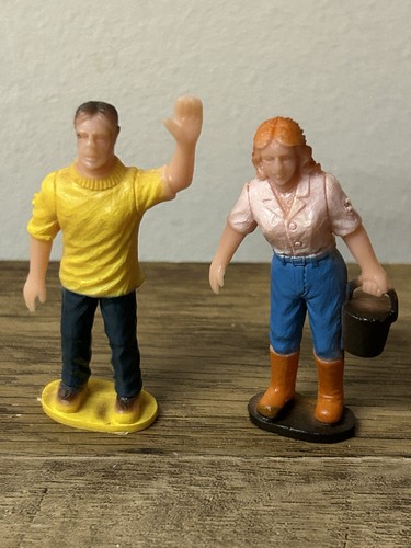 Britains plastic farm girl - britains,