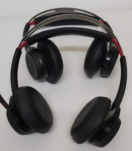 Plantronics voyager focus - plantronics,