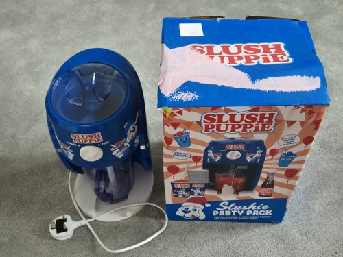Slushie machine maker with the - machine,