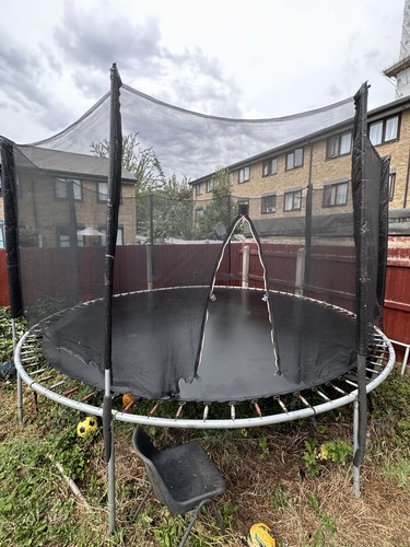 Outdoor round trampoline 14ft - trampoline,
