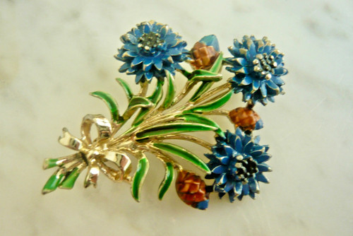 Vintage signed exquisite - signed,