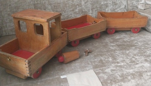 Vintage 1960s wooden toy - vintage,