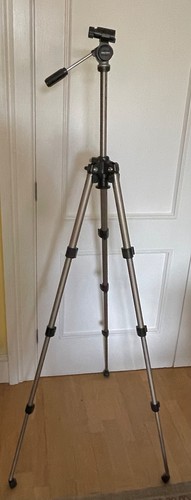 Velbon mountain chaser - chaser, tripod