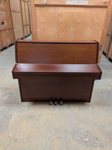 Kemble classic piano with - , 3