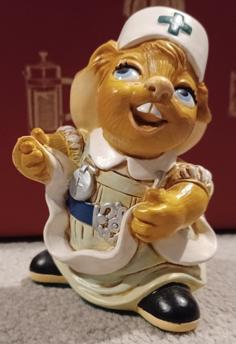Pendelfin vintage figurine - figurine,