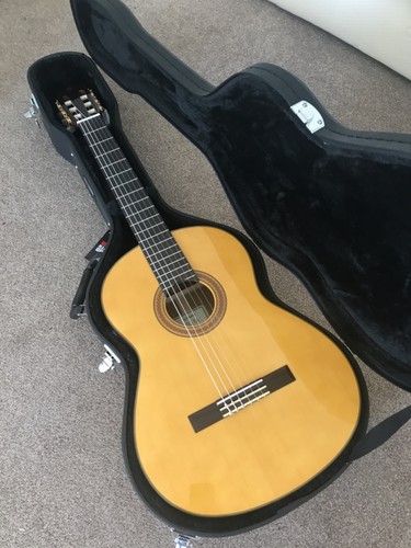 Yamaha classic acoustic - classic,