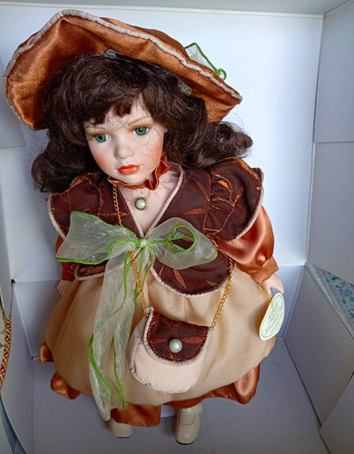 Leonardo collector porcelain - collector's,