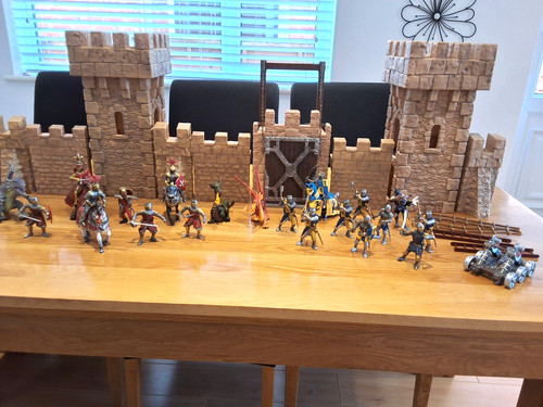 Schleich ritterburg castle - schleich,