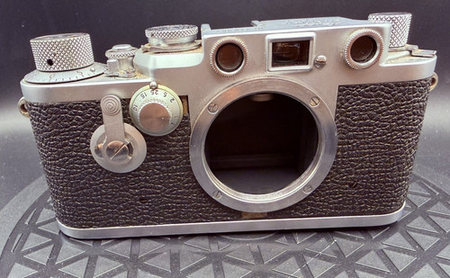 1954 leica iiif chrome red - leica,