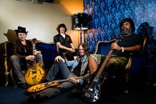 American blues band Ian Siegal