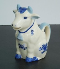 ADORABLE VINTAGE Sitting Cow Creamer White Ceramic 5" Blue Hand Painted Taiwan