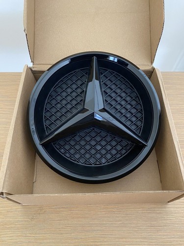 Mercedes gloss black front - gloss,