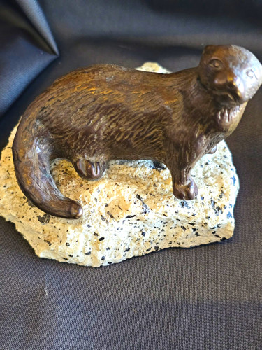Bronze otter figurine - otter,