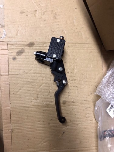 Suzuki front brake lever - suzuki,