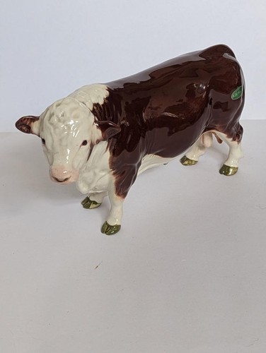 Beswick polled hereford bull - polled,