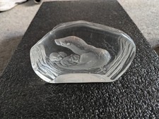 Dartington Crystal Capredoni Otter With Pups Glass Paperweight