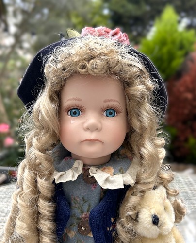Vintage porcelain doll susan - vintage,
