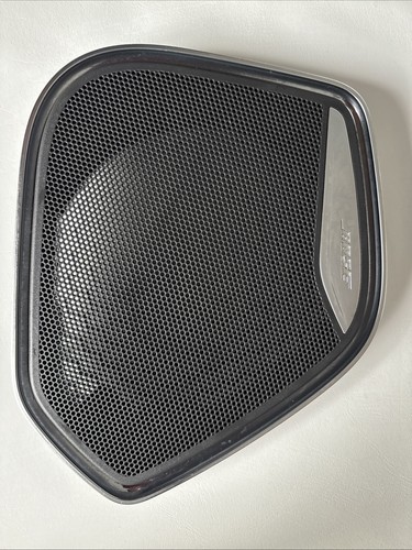 Audi 2016 driver rear - q3, door