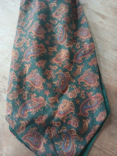 Vintage green paisley silk