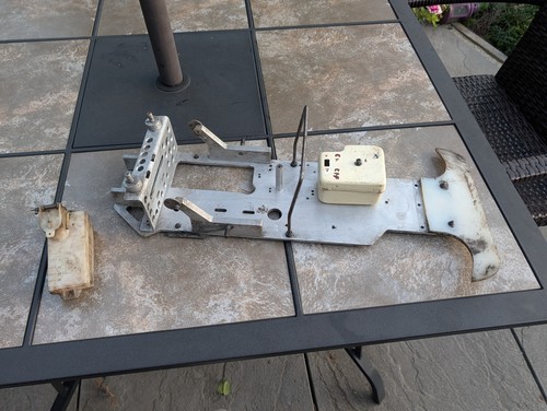 Vintage nitro chassis - 1/8,