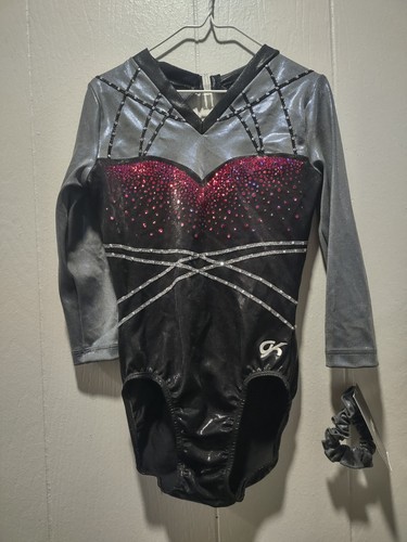 Nwt leotard long sleeve - 3/4,