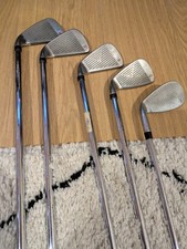 Golf Clubs - Right Handed