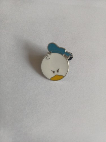Disney trading pin - trading,