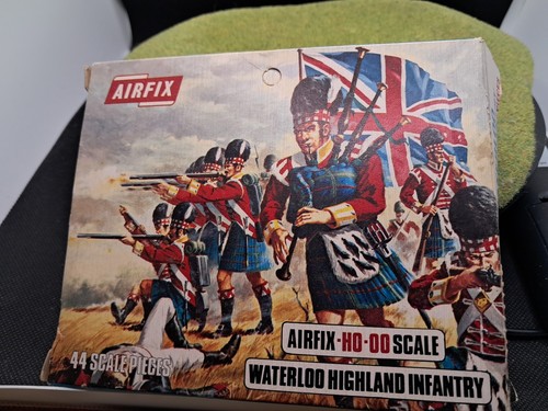 Airfix vintage waterloo - airfix,