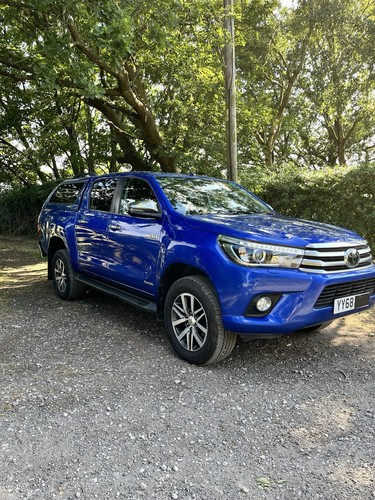 Toyota hilux invincible 4d - toyota, d-4d