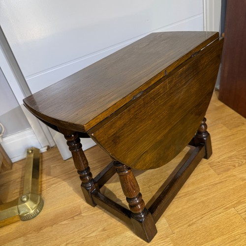 Antique 1920s jacobean style - c.1920s,