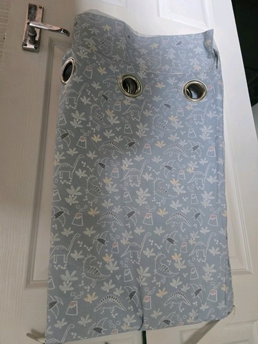 Dunelm black out lined eyelet - out,