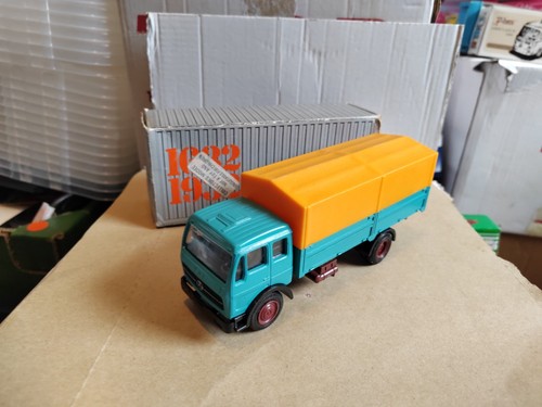 Boxed model nzg 153 - 1/50,