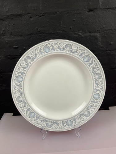 Wedgwood white dolphins r4652 - white,