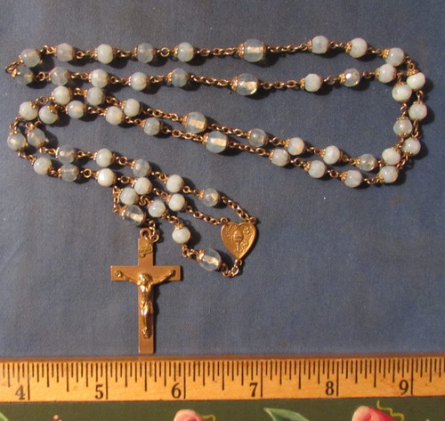 Vintage religious rosary - religious, gold