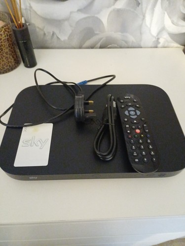Sky box es130 with remote - sky,