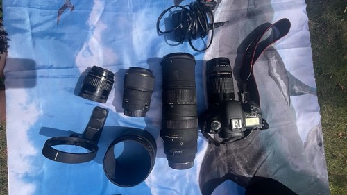 Canon eos camera with 4 - canon,