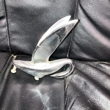 Vintage Swan Hood Ornament Car