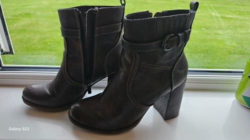 Genuine mustang brown boots - genuine,