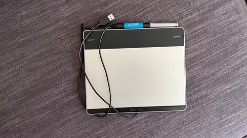Wacom intuos pen touch small - intuos,