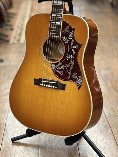 Gibson hummingbird 2010 used - hummingbird,