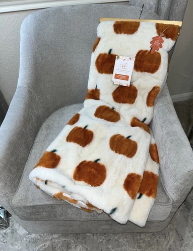 Rachel ashwell pumpkin design - rachel,