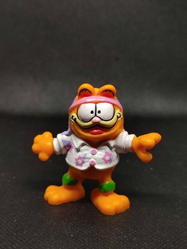 Vintage garfield 1981 purple - vintage,